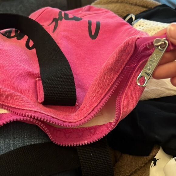 VS pink tote bag - Picture 3 of 4
